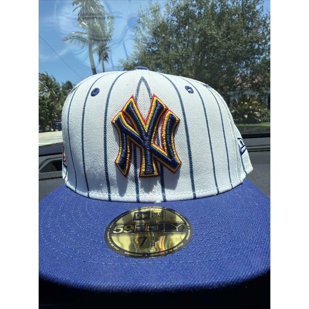 NEW ERA 59 FIFTY NEW YORK YANKEES OUTTA HERE WHITE BLUE FITTED HAT 7 1/8 MENS